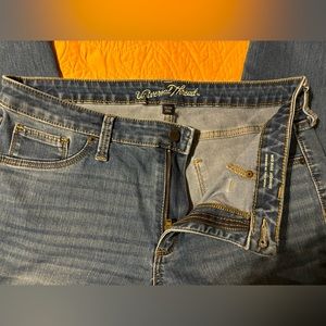 Universal Thread Mid-Rise Jeggings